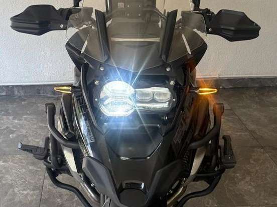 BMW-R 1250 GS PREMIUM TRIPLE BLACK BMW-R 1250 GS PREMIUM TRIPLE BLACK-2023