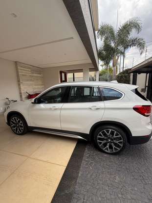 BMW-X1-2022