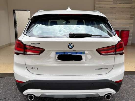 BMW-X1-2.0 16V TURBO ACTIVEFLEX SDRIVE20I X-LINE 4P AUTOMÁTICO BMW-X1-2022