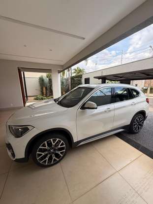 BMW-X1-2022