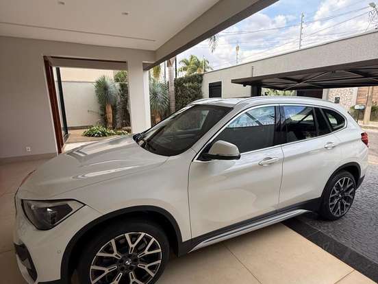 BMW-X1-2.0 16V TURBO ACTIVEFLEX SDRIVE20I X-LINE 4P AUTOMÁTICO BMW-X1-2022