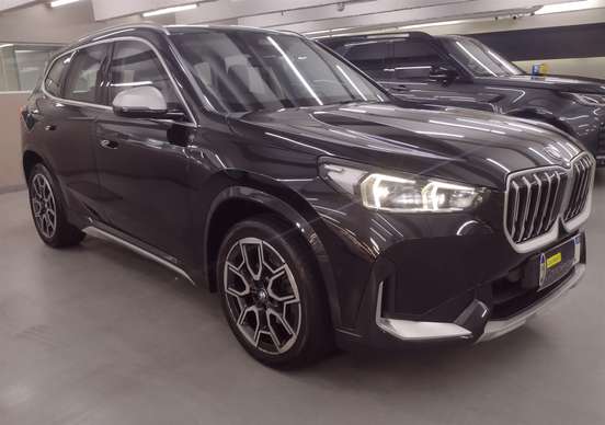 BMW-X1-2022