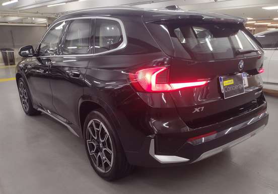 BMW-X1-2.0 16V TURBO GASOLINA SDRIVE20I X-LINE STEPTRONIC BMW-X1-2022