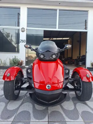 CAN-AM SPYDER RS 