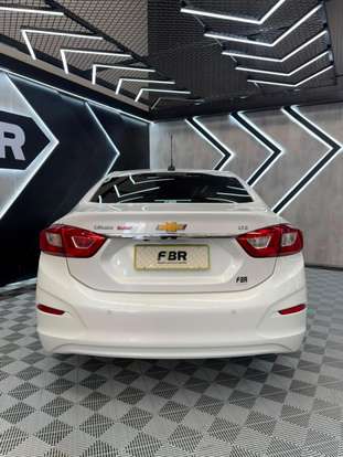 CHEVROLET-CRUZE-2017