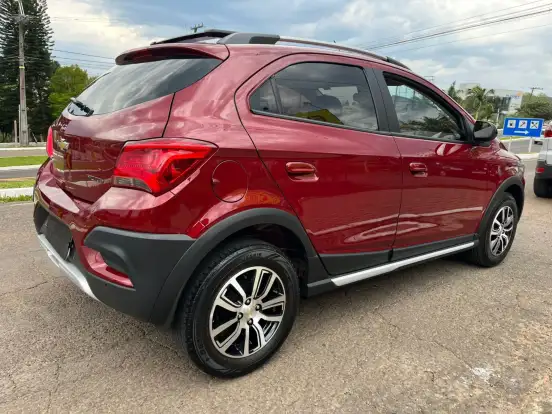 CHEVROLET-ONIX-1.4 MPFI ACTIV 8V FLEX 4P AUTOMÁTICO CHEVROLET-ONIX-2018