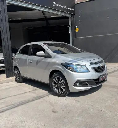 CHEVROLET-ONIX-2016