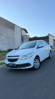 CHEVROLET ONIX 1.0 MPFI LT 8V FLEX 4P MANUAL