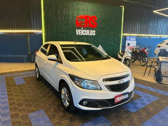 CHEVROLET ONIX 1.4 MPFI LT 8V FLEX 4P AUTOMÁTICO