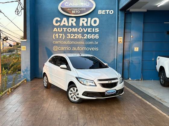 CHEVROLET ONIX 1.4 MPFI LT 8V FLEX 4P MANUAL