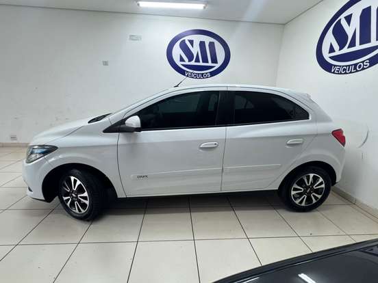 CHEVROLET-ONIX-2013