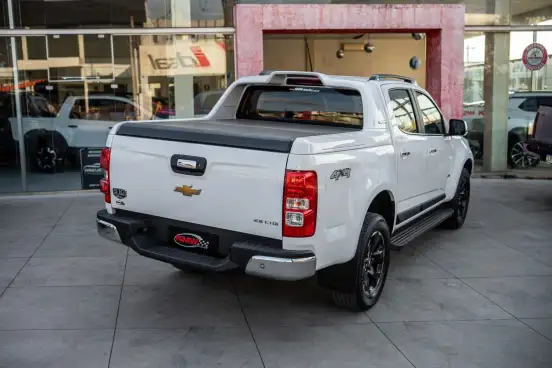 CHEVROLET-S10-2.8 16V TURBO DIESEL HIGH COUNTRY CD 4X4 AUTOMÁTICO CHEVROLET-S10-2023