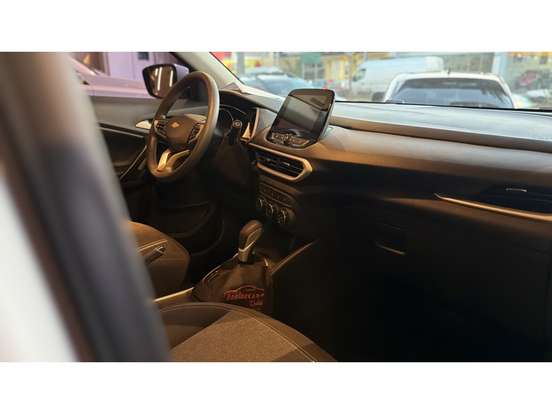 CHEVROLET-TRACKER-2020