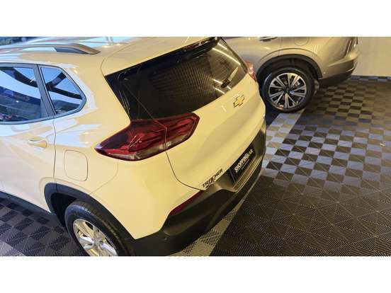 CHEVROLET-TRACKER-2020