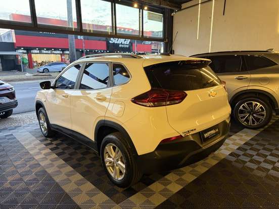 CHEVROLET-TRACKER-2020