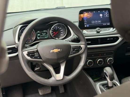 CHEVROLET-TRACKER-2022