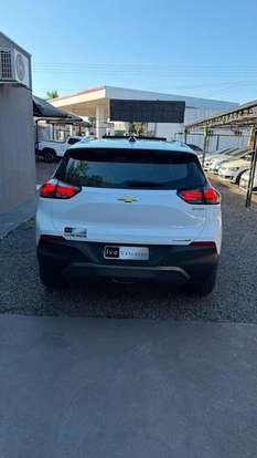 CHEVROLET-TRACKER-2025