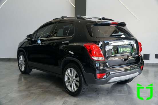 CHEVROLET-TRACKER-2018