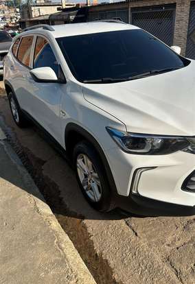 CHEVROLET-TRACKER-2020