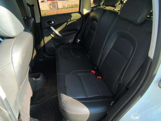 CITROËN-C3-1.6 EXCLUSIVE 16V FLEX 4P AUTOMÁTICO CITROËN-C3-2013