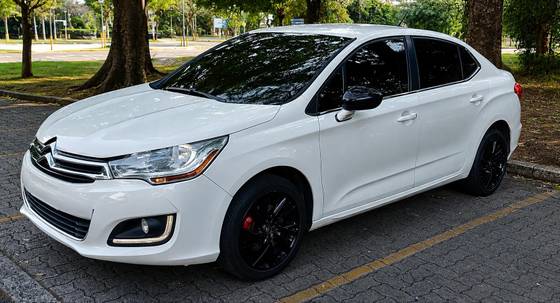 CITROËN C4 LOUNGE 2.0 MPFI TENDANCE 16V FLEX 4P AUTOMÁTICO