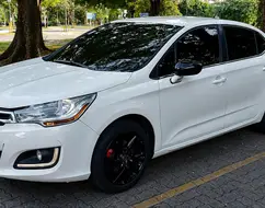 CITROËN C4 LOUNGE 2.0 MPFI TENDANCE 16V FLEX 4P AUTOMÁTICO CITROËN C4 LOUNGE 2.0 MPFI TENDANCE 16V FLEX 4P AUTOMÁTICO