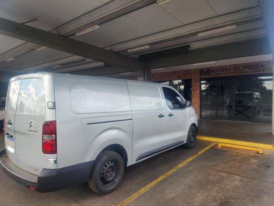 CITROËN-JUMPY-2021