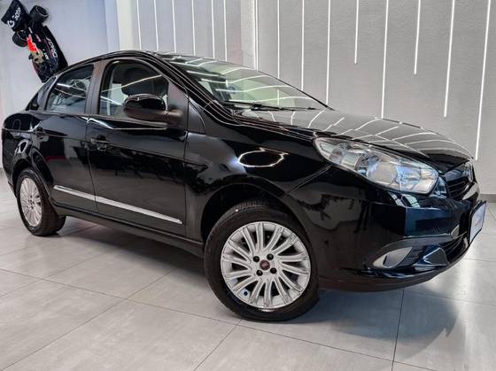 FIAT GRAND SIENA 1.6 MPI ESSENCE 16V FLEX 4P MANUAL