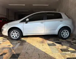 FIAT PUNTO 1.4 ATTRACTIVE 8V FLEX 4P MANUAL FIAT PUNTO 1.4 ATTRACTIVE 8V FLEX 4P MANUAL