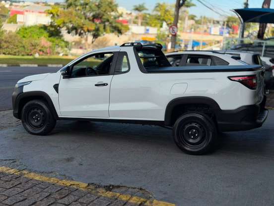 FIAT-STRADA-2024