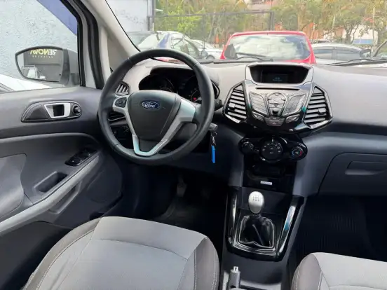 FORD-ECOSPORT-2016