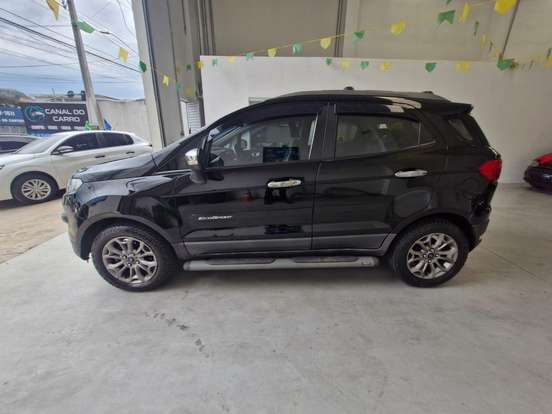 FORD-ECOSPORT-2016