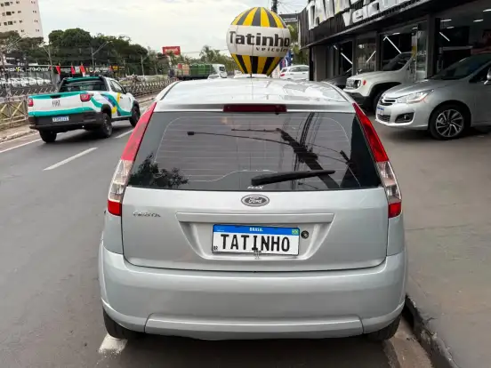 FORD-FIESTA-2009