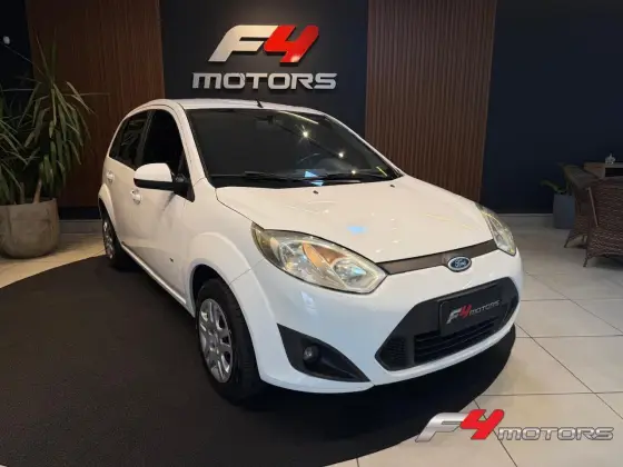 FORD FIESTA 1.6 ROCAM HATCH 8V FLEX 4P MANUAL