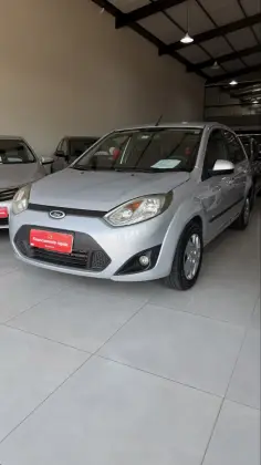 FORD FIESTA 1.6 ROCAM SE PLUS HATCH 8V FLEX 4P MANUAL FORD FIESTA 1.6 ROCAM SE PLUS HATCH 8V FLEX 4P MANUAL