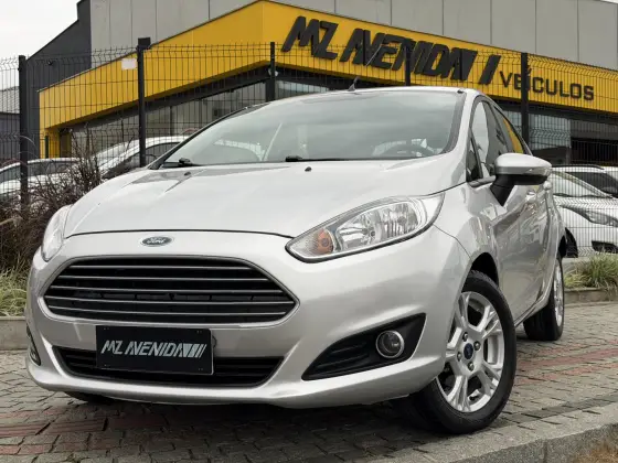 FORD FIESTA 1.6 SE HATCH 16V FLEX 4P POWERSHIFT