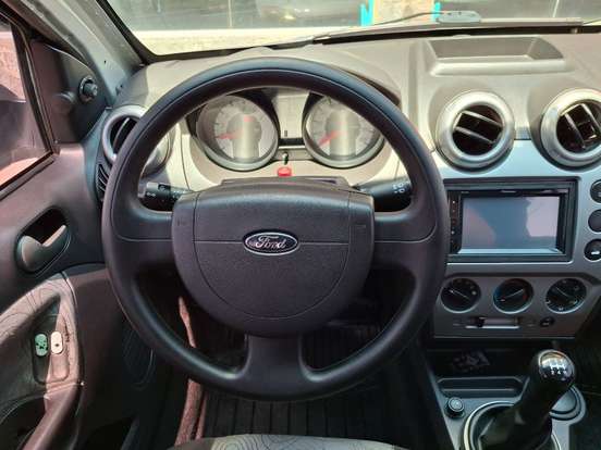 FORD-FIESTA-1.6 MPI SEDAN 8V FLEX 4P MANUAL FORD-FIESTA-2008