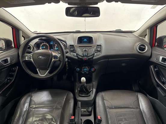 FORD-FIESTA-2014