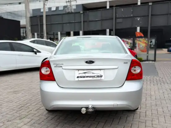FORD-FOCUS-2.0 16V FLEX 4P AUTOMÁTICO FORD-FOCUS-2011