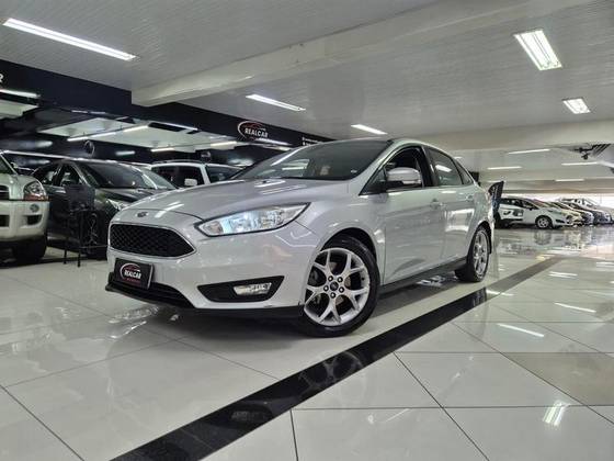 FORD FOCUS 2.0 SE 16V FLEX 4P POWERSHIFT