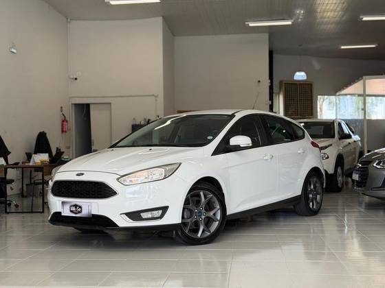 FORD FOCUS 2.0 SE 16V FLEX 4P POWERSHIFT