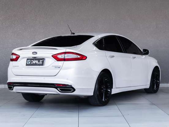 FORD-FUSION-2.0 TITANIUM AWD 16V GASOLINA 4P AUTOMÁTICO FORD-FUSION-2015