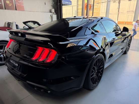 FORD-MUSTANG-2018