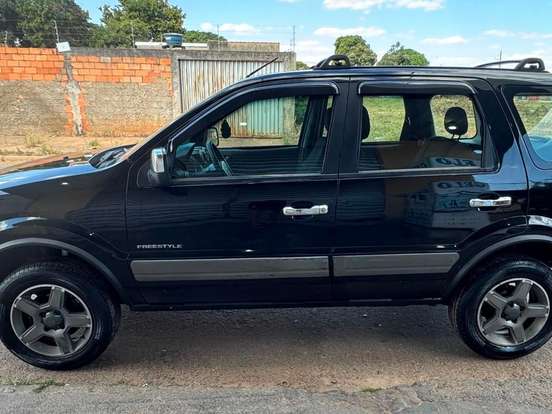 FORD-ECOSPORT-1.6 XLT FREESTYLE 8V FLEX 4P MANUAL FORD-ECOSPORT-2009