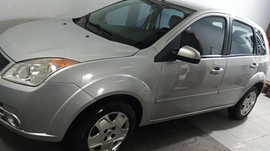 FORD-FIESTA-2010