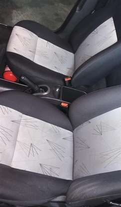FORD-FIESTA-2010