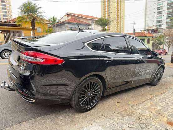 FORD-FUSION-2018