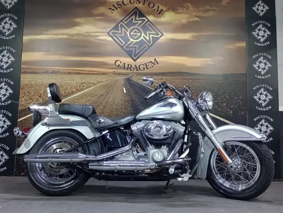 HARLEY-DAVIDSON SOFTAIL HERITAGE CUSTOM HARLEY-DAVIDSON SOFTAIL HERITAGE CUSTOM