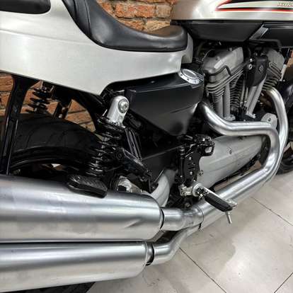 HARLEY-DAVIDSON-SPORTSTER XR 1200-2009