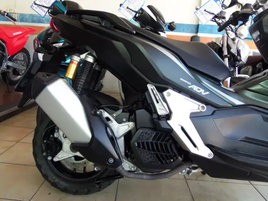HONDA-ADV-2023